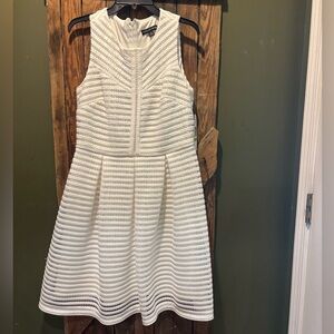 🧵Madison Leigh White Textured Dress